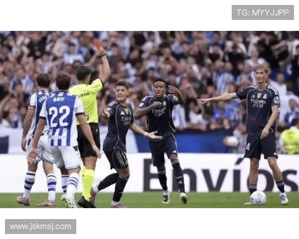 西裁委将评议赫伊森红牌事件并承认判罚错误 VAR或遭停哨处理