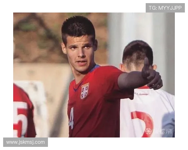 伊涅斯塔称亚马尔年仅18岁需持续进步 并透露正在考取教练执照